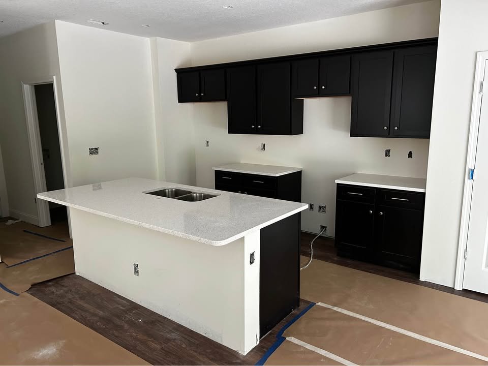 High-Contrast Countertop Installation