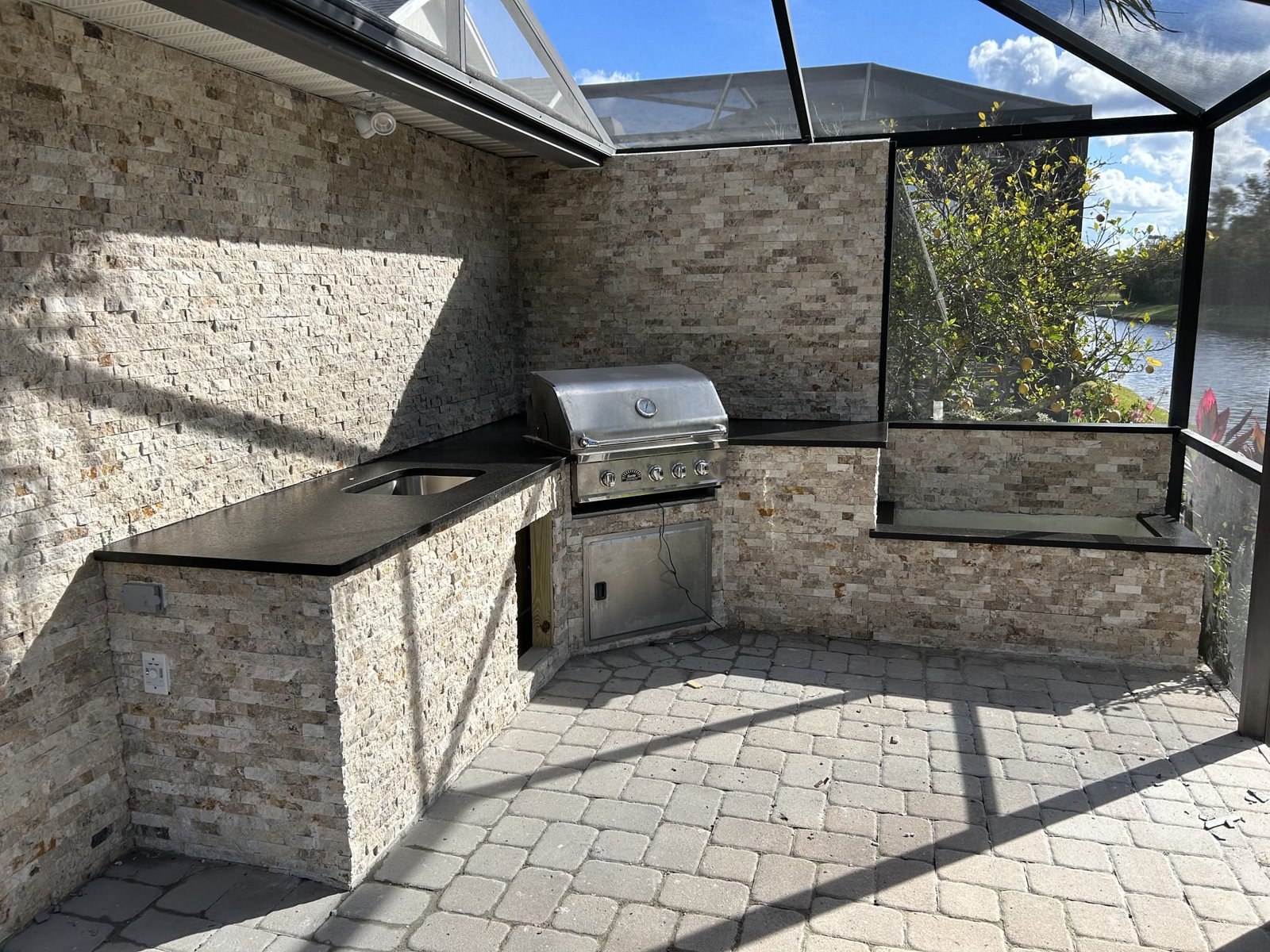 Outdoor Kitchen